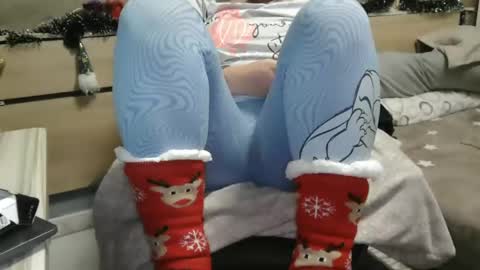 Lara online show from 12-12-24, 07:59
