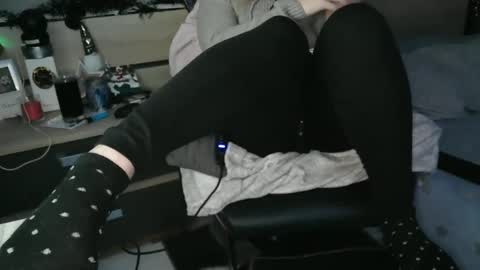 Lara online show from 12-26-24, 04:36