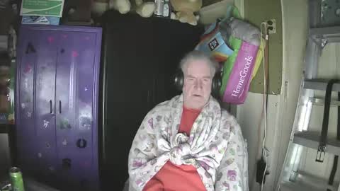 Mark online show from 02-18-25, 06:15