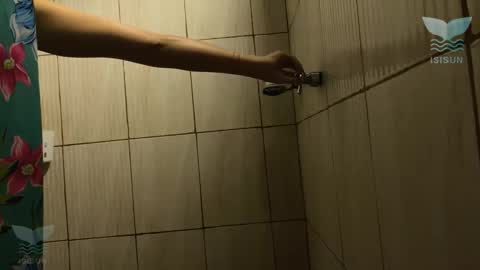 Snapshot of pussycat0alan chatting on 02-01-26, 02:15 Isis ana Alan online show from 02-01-26, 02:15