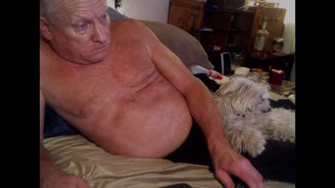 Snapshot of pussyeat2please chatting on 12-31-24, 08:23 Rick online show from 12-31-24, 08:23