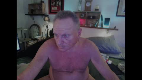 Snapshot of pussyeat2please chatting on 01-28-25, 03:46 Rick online show from 01-28-25, 03:46