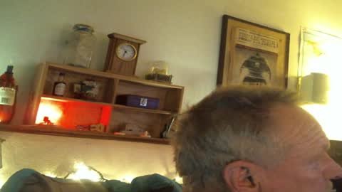 Snapshot of pussyeat2please chatting on 02-08-25, 01:33 Rick online show from 02-08-25, 01:33