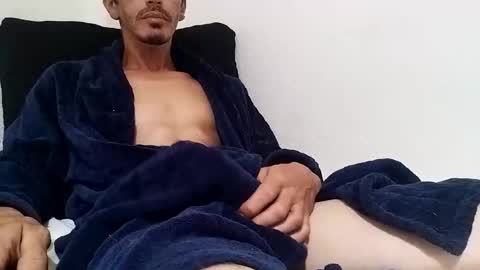 Snapshot of pussyhunterpt chatting on 09-27-25, 08:52 Ruck Fules online show from 09-27-25, 08:52