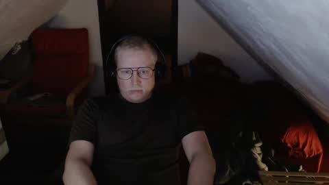 pussylovercb online show from 10-25-25, 08:47