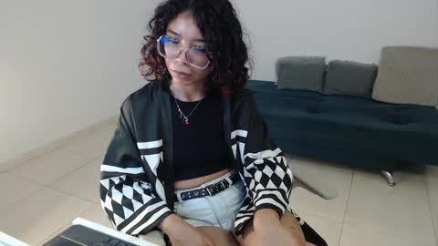 Izumi online show from 03-09-25, 05:55