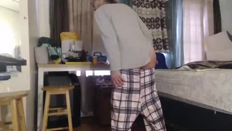 Snapshot of putiputi4u chatting on 01-13-25, 06:49 putiputi4u online show from 01-13-25, 06:49