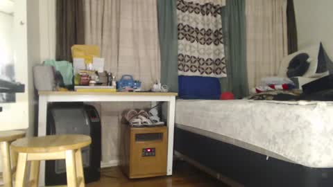 Snapshot of putiputi4u chatting on 01-15-25, 06:54 putiputi4u online show from 01-15-25, 06:54