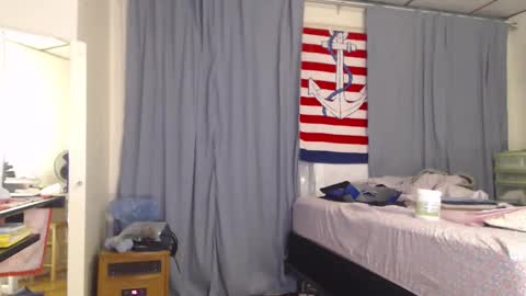 Snapshot of putiputi4u chatting on 01-17-26, 01:10 putiputi4u online show from 01-17-26, 01:10