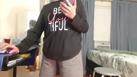 putiputi4u online show from 04-21-26, 02:04