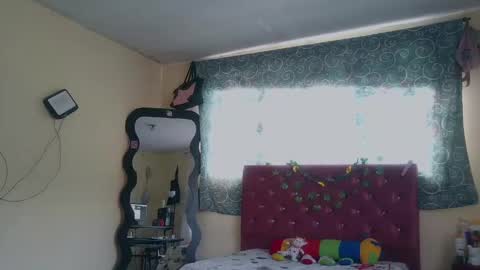 Snapshot of putiputisexo chatting on 05-15-26, 09:11 putinaicolls online show from 05-15-26, 09:11