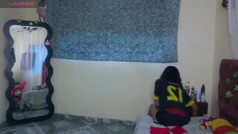 Snapshot of putiputisexo chatting on 06-04-26, 11:00 putinaicolls online show from 06-04-26, 11:00
