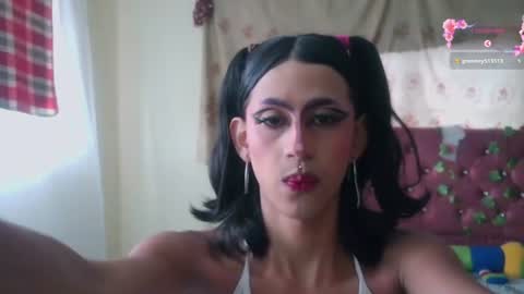 Snapshot of putiputisexo chatting on 06-25-26, 10:47 putinaicolls online show from 06-25-26, 10:47