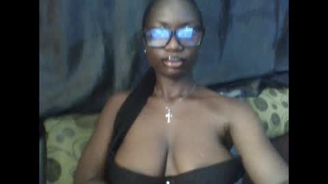 Snapshot of pweedy_ora chatting on 01-13-26, 09:03 ora online show from 01-13-26, 09:03