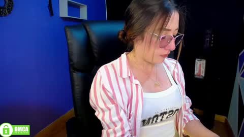 qadesh_boix online show from 12-31-24, 06:02