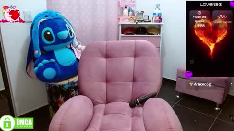 qadesh_boix online show from 11-12-25, 08:08