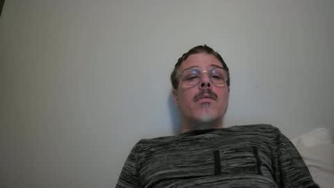 Snapshot of qc4h20 chatting on 03-16-26, 01:44 horny fox online show from 03-16-26, 01:44