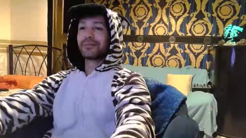 Qianos online show from 01-04-25, 12:27