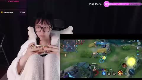 Snapshot of qianqian_ chatting on 05-03-26, 07:20 qianqian_ online show from 05-03-26, 07:20