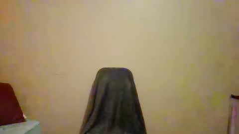 qjacob1017 online show from 10-08-25, 01:42