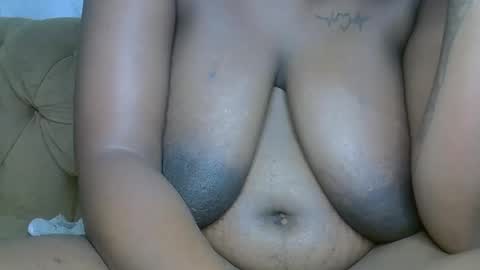 queeen online show from 02-06-26, 05:27