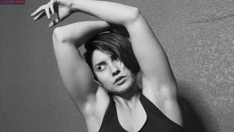 Lola online show from 02-20-25, 06:02