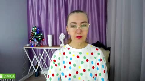 Snapshot of queen_a_n_i chatting on 12-04-24, 11:41 A N I  Ill be here on December 1st online show from 12-04-24, 11:41