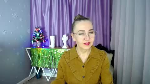 Snapshot of queen_a_n_i chatting on 01-02-25, 01:19 A N I  Ill be here on December 1st online show from 01-02-25, 01:19