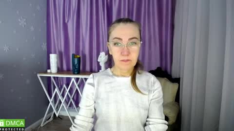 Snapshot of queen_a_n_i chatting on 01-23-25, 07:54 A N I  Ill be here on December 1st online show from 01-23-25, 07:54