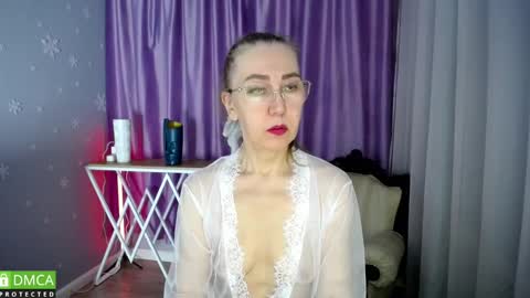 Snapshot of queen_a_n_i chatting on 01-29-25, 10:48 A N I  Ill be here on December 1st online show from 01-29-25, 10:48