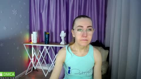 Snapshot of queen_a_n_i chatting on 02-14-25, 07:38 A N I  Ill be here on December 1st online show from 02-14-25, 07:38