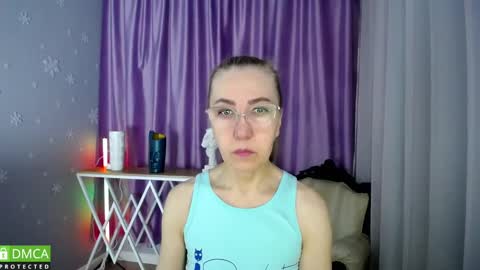 Snapshot of queen_a_n_i chatting on 02-18-25, 08:49 A N I  Ill be here on December 1st online show from 02-18-25, 08:49