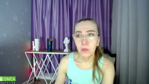 Snapshot of queen_a_n_i chatting on 02-21-25, 08:18 A N I  Ill be here on December 1st online show from 02-21-25, 08:18