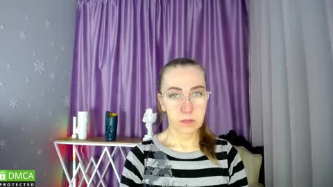 Snapshot of queen_a_n_i chatting on 02-22-25, 09:01 A N I  Ill be here on December 1st online show from 02-22-25, 09:01