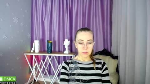 Snapshot of queen_a_n_i chatting on 02-24-25, 03:33 A N I  Ill be here on December 1st online show from 02-24-25, 03:33