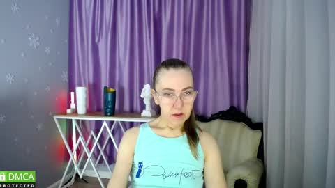 Snapshot of queen_a_n_i chatting on 02-27-25, 07:34 A N I  Ill be here on December 1st online show from 02-27-25, 07:34