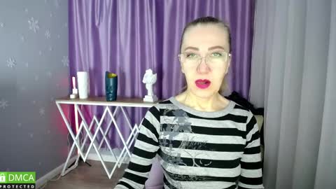 Snapshot of queen_a_n_i chatting on 03-05-25, 06:33 A N I  Ill be here on December 1st online show from 03-05-25, 06:33