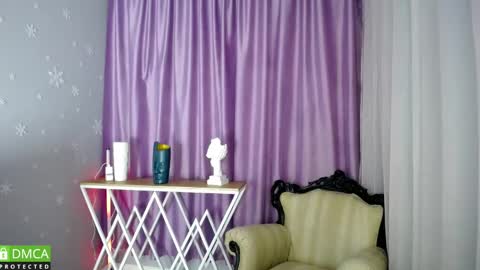 Snapshot of queen_a_n_i chatting on 03-05-25, 12:44 A N I  Ill be here on December 1st online show from 03-05-25, 12:44