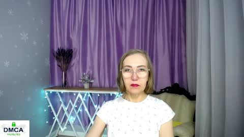 Snapshot of queen_a_n_i chatting on 04-12-26, 06:51 A N I Ill be here on December 1st online show from 04-12-26, 06:51