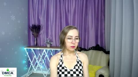 Snapshot of queen_a_n_i chatting on 04-14-26, 08:31 A N I Ill be here on December 1st online show from 04-14-26, 08:31