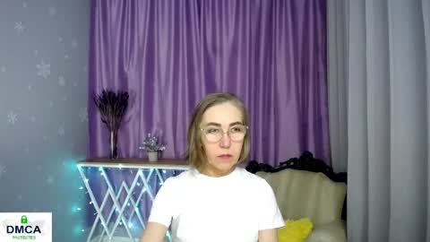 Snapshot of queen_a_n_i chatting on 04-19-26, 09:41 A N I Ill be here on December 1st online show from 04-19-26, 09:41