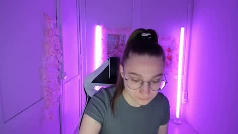 Amelie online show from 05-10-26, 08:19
