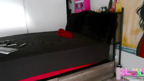 Snapshot of queen_anita chatting on 04-27-26, 03:10 QnAnitaDix online show from 04-27-26, 03:10