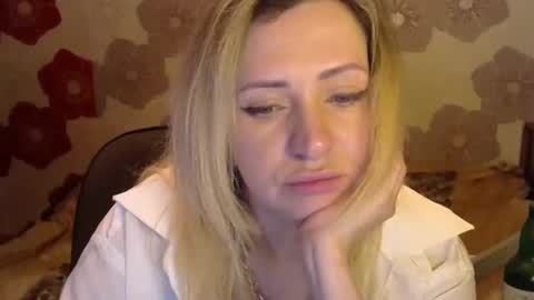 Queen Daenerys online show from 12-02-24, 01:14