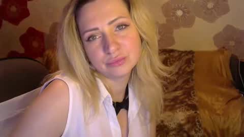 Queen Daenerys online show from 12-15-24, 09:20