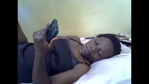Snapshot of queen_darling3 chatting on 02-14-26, 11:51 Gentrix online show from 02-14-26, 11:51