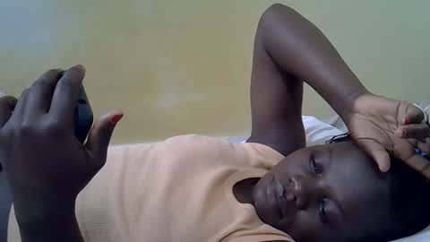 Snapshot of queen_darling3 chatting on 02-19-26, 08:43 Gentrix online show from 02-19-26, 08:43