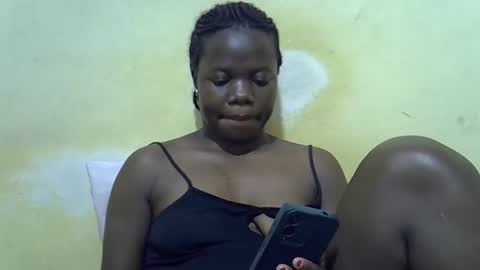 Snapshot of queen_darling3 chatting on 04-05-26, 08:06 Gentrix online show from 04-05-26, 08:06
