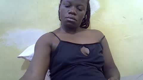 Snapshot of queen_darling3 chatting on 04-06-26, 06:14 Gentrix online show from 04-06-26, 06:14