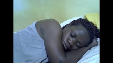 Snapshot of queen_darling3 chatting on 04-08-26, 08:20 Gentrix online show from 04-08-26, 08:20